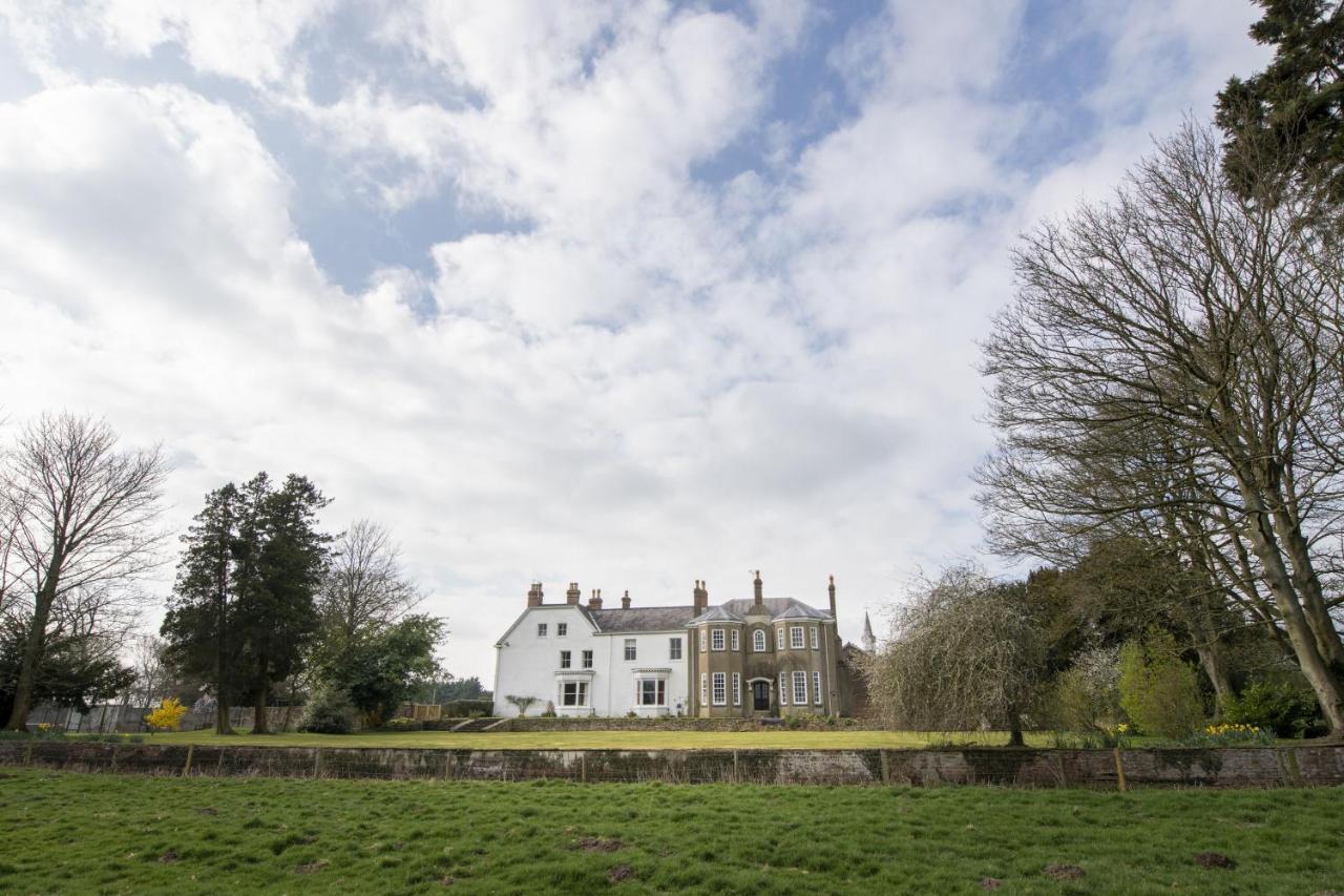 Upper Helmsley Hall York Exterior foto